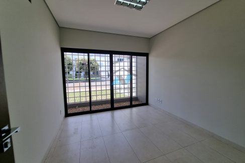 casa com escritorio no centro primavera do leste mt antonio imoveis cod 17036