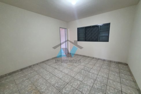 casa no pioneiro com ponto comercial cod 0179