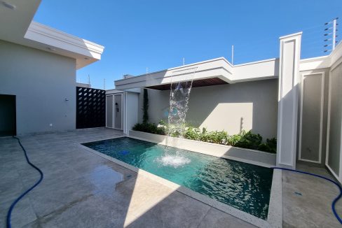 casa neoclassica a venda em primavera do leste mt no jardim das americas antonio imoveis cod 020029
