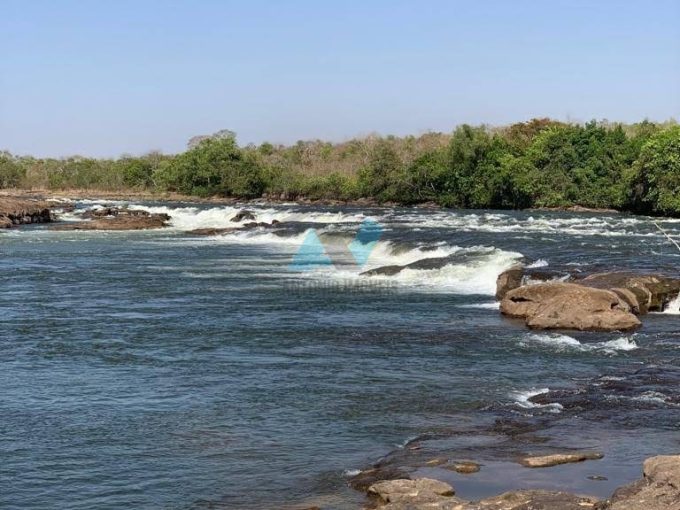 Cod. 226 – Rancho em Novo São Joaquim de 85 hectares as margens do rio das mortes com pista de avião