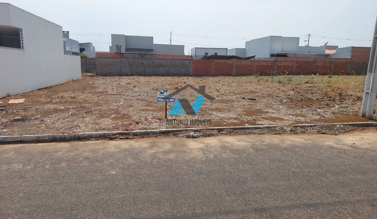 Vende-se Terreno Bairro Santa Felicidade Primavera do Leste MT Imobiliaria Antonio Imoveis. Cod. 11920241010_091639