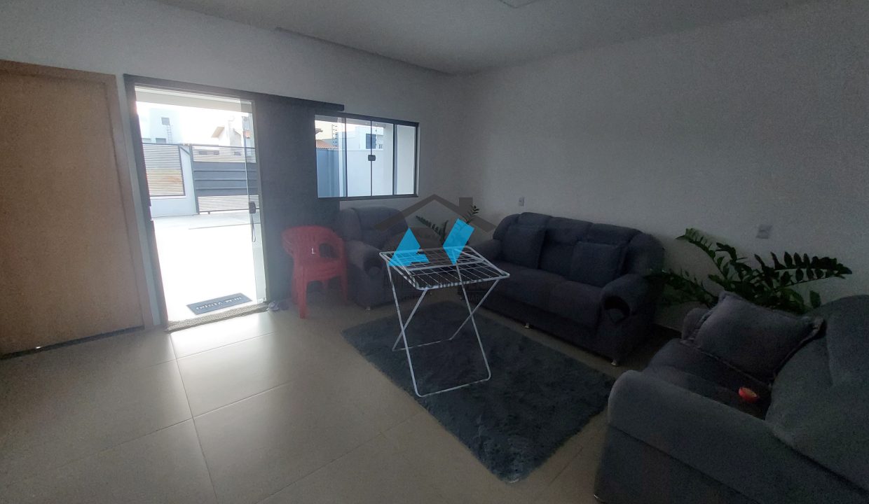 Vende-se Casa Bairro Santa Felicidade Primavera do Leste MT Imobiliaria Antonio Imoveis. Cod. 17820241008_164001