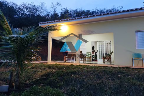 Vende-se Chacara a 10km do Centro Primavera do Leste MT Imobiliaria Antonio Imoveis. Cod. 406IMG-20250611-WA0012