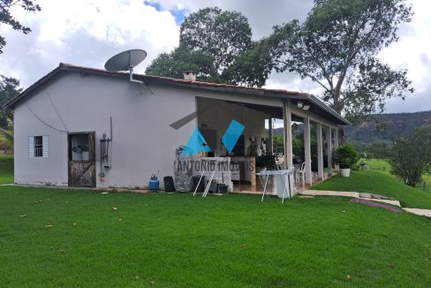 Vende-se Chacara a 30km sentido toca do jacare Primavera do Leste MT Imobiliaria Antonio Imoveis. Cod. 282IMG-20250711-WA0011