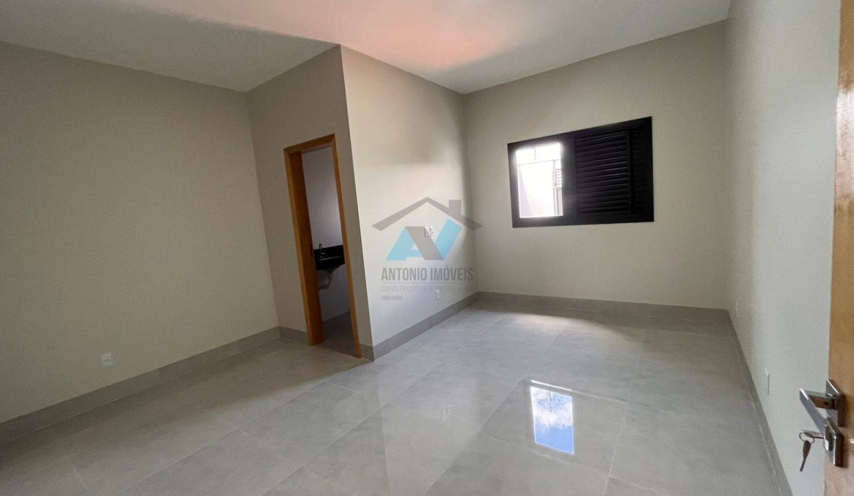 WhatsApp Image 2025-11-27 at 09.50.06 (3)