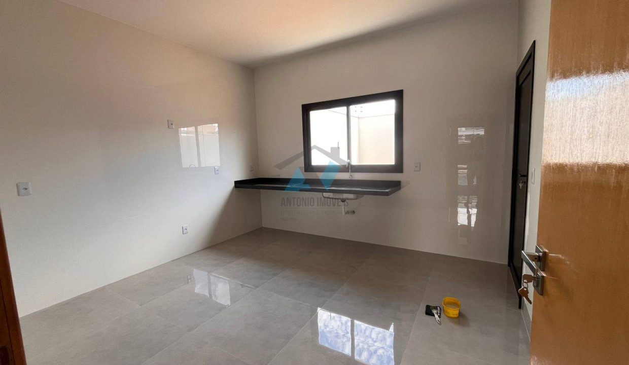 WhatsApp Image 2025-11-27 at 09.50.07 (3)