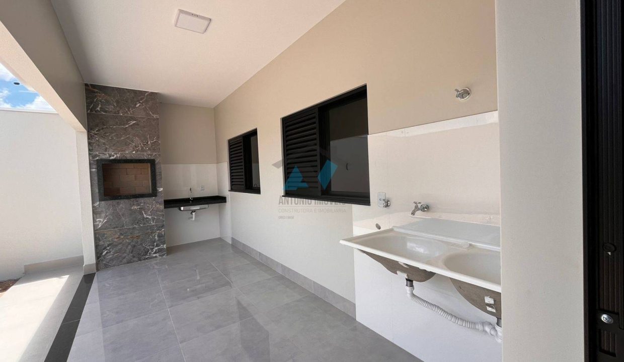 WhatsApp Image 2025-11-27 at 09.50.08